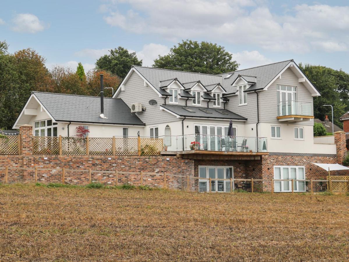 Slitting Mill Annex Holiday home *